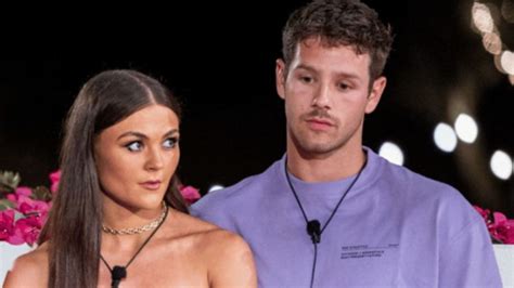 chloe and reid love island still together|chloe jackson love island australia.